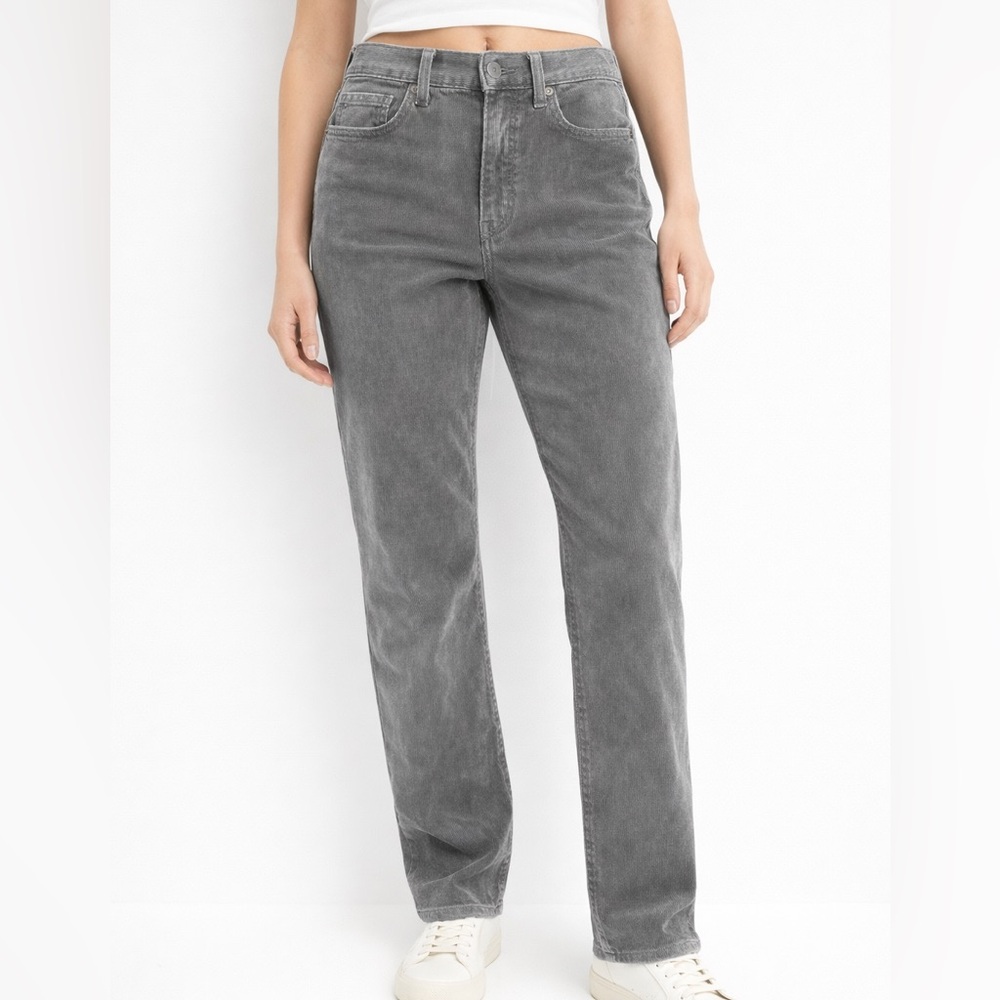 American Eagle Mom Jeans Corduroy Gray High Rise Straight Leg 8 Long Y2K Trend
